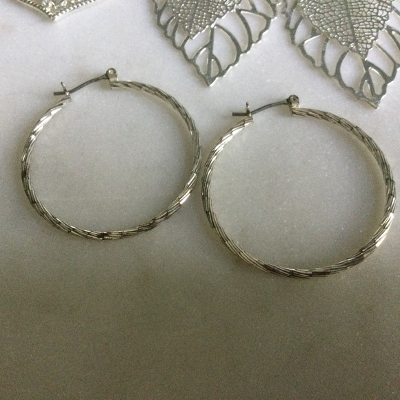 Silver Earrings Bundle of 4 - Picture 5 of 6